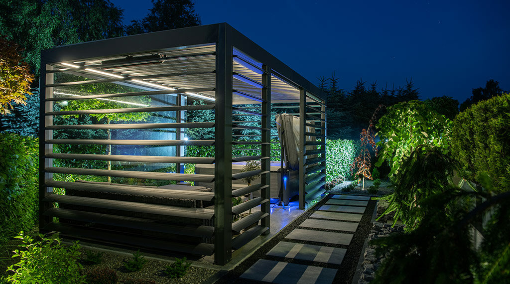 20 ideas de iluminación exterior para tu jardín en 2024