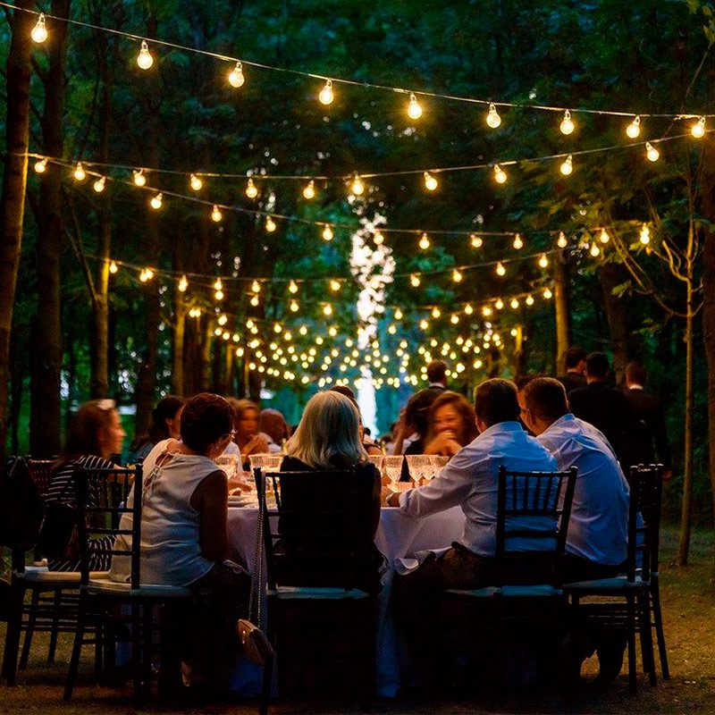 iluminar tu jardín para una fiesta con los amigos